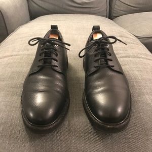 Want Les Essentiels black derby shoes